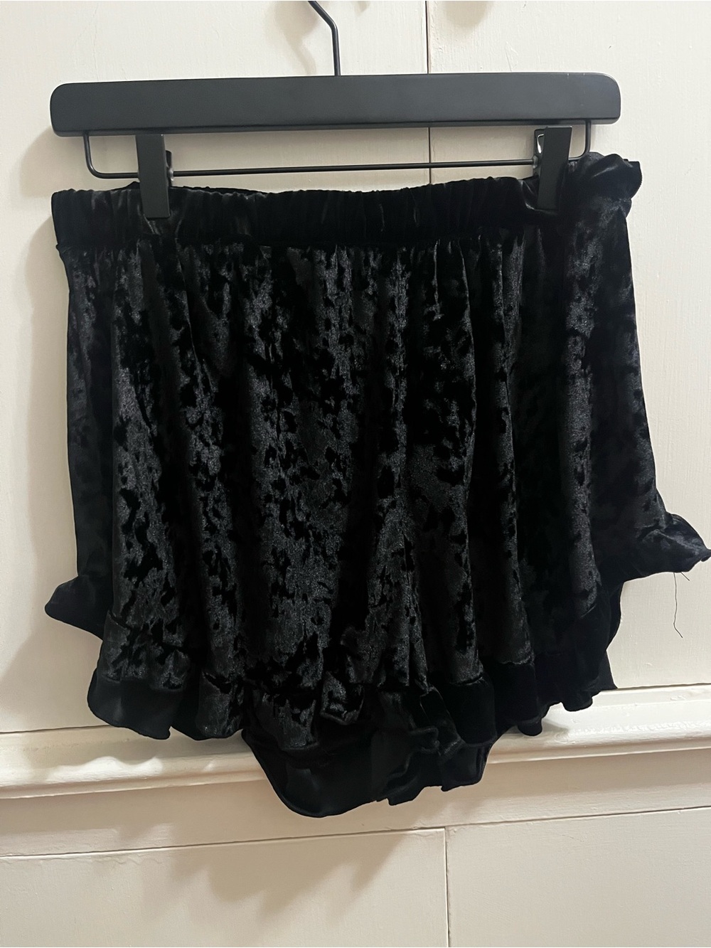 Foxblood Jovie Velvet Two-Piece - Picture 6 of 6